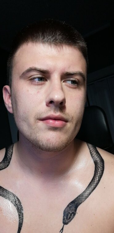 aaa.thumb.jpg.7d7d0a9d8392b8e1f86f5e059a02767d.jpg