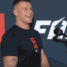 fame-mma.gif.a24c816bfc33f095d4f6a0ffdebd7366.gif