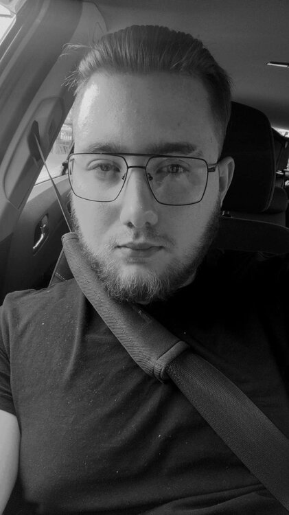 Snapchat-1428048938.thumb.jpg.bedde5f36b8abf080402e944b902786b.jpg