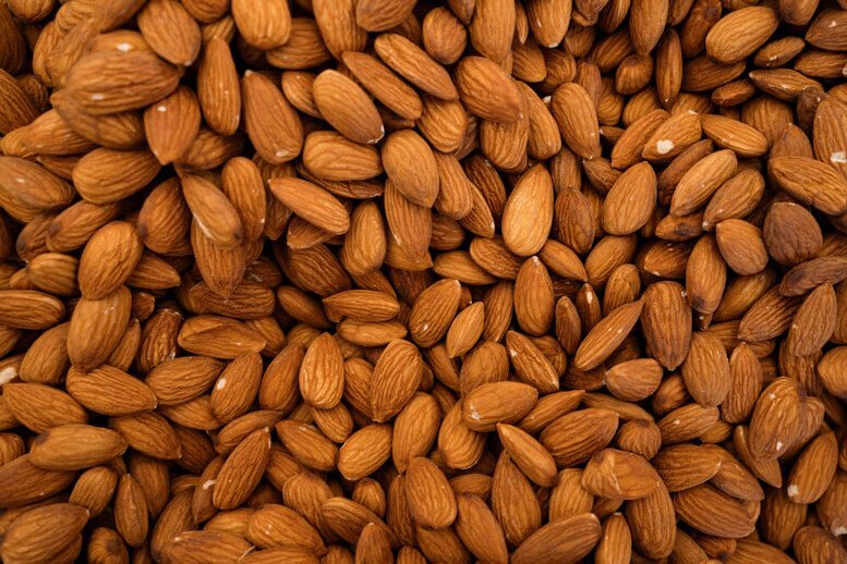 organic-almonds-background-12360011688635390500.jpg.6a112bdf25cd4e823cc8357de9f34162.jpg